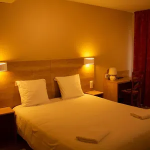 hotel-marinet.hotels-rhonealpes.com/