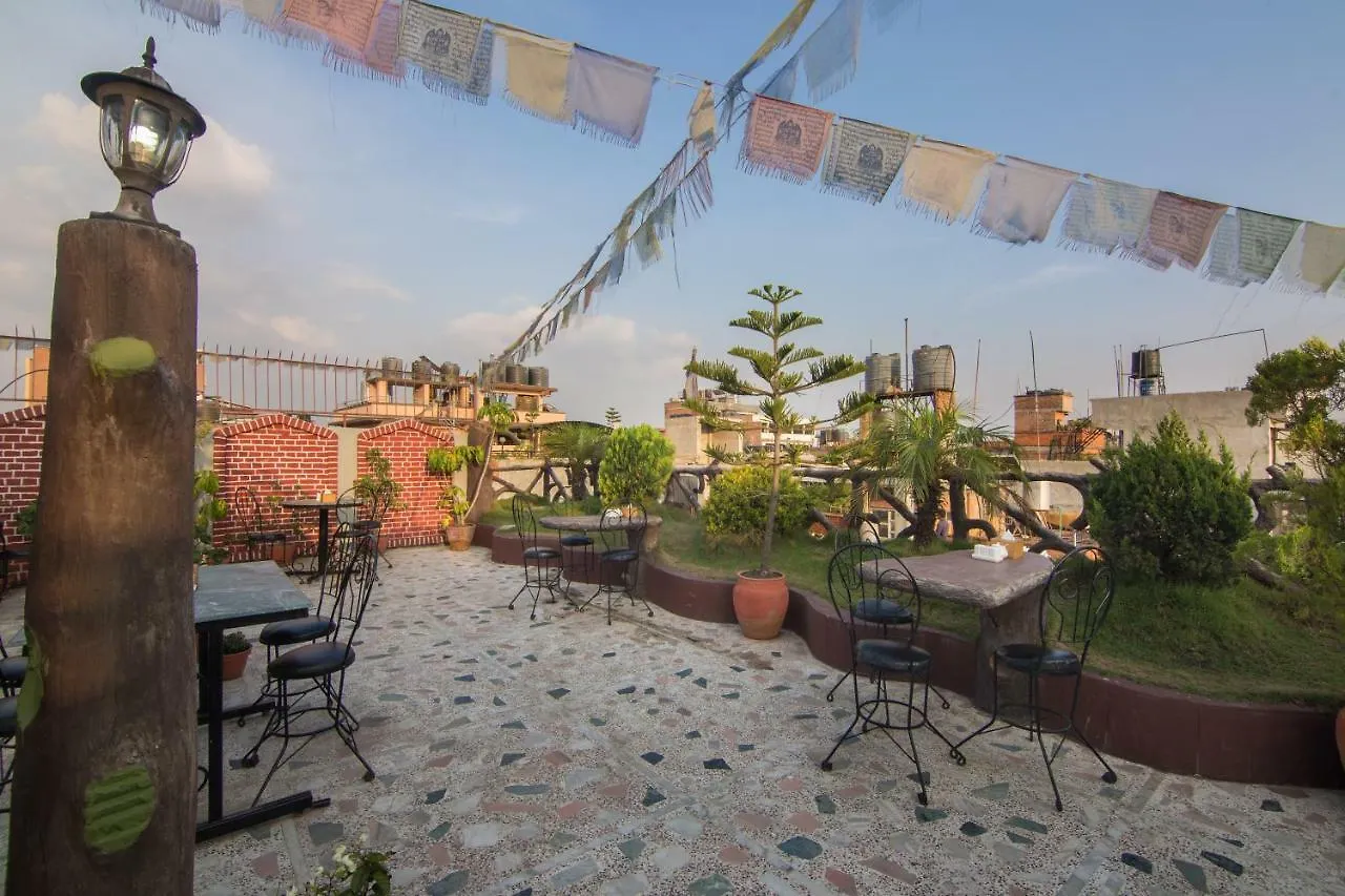 Hotel Family Home Kathmandu 2*,