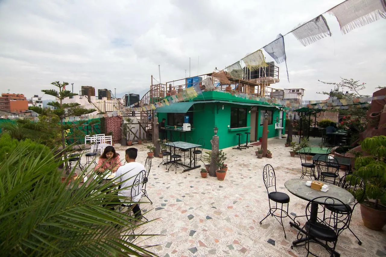 Hotel Family Home Kathmandu 2*,